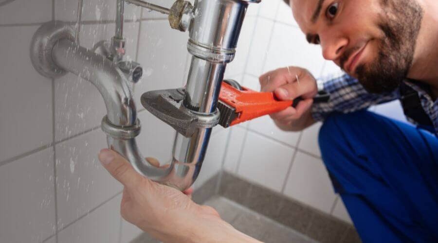 Professional same day plumber in Little Suamico, WI
